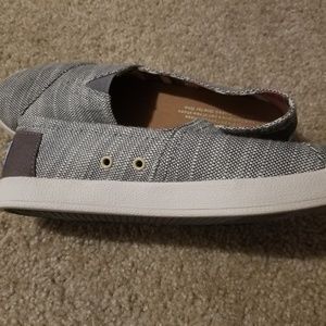 Gray Toms Size 5